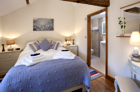 Upstairs King Bedroom, The Stables, Monkhall Holiday Cottages, Herefordshire Upstairs King Bedroom